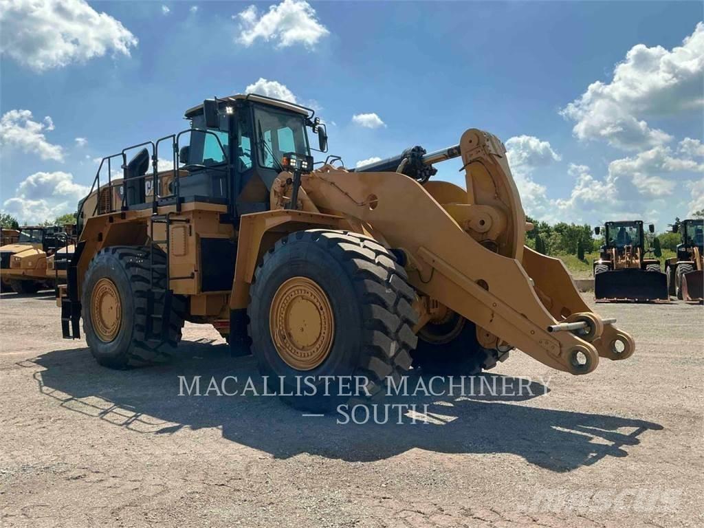 CAT 988K Iekrāvēji uz riteņiem