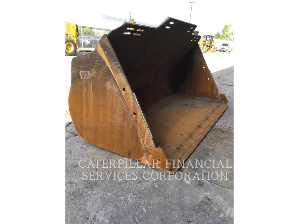 CAT 988K Iekrāvēji uz riteņiem