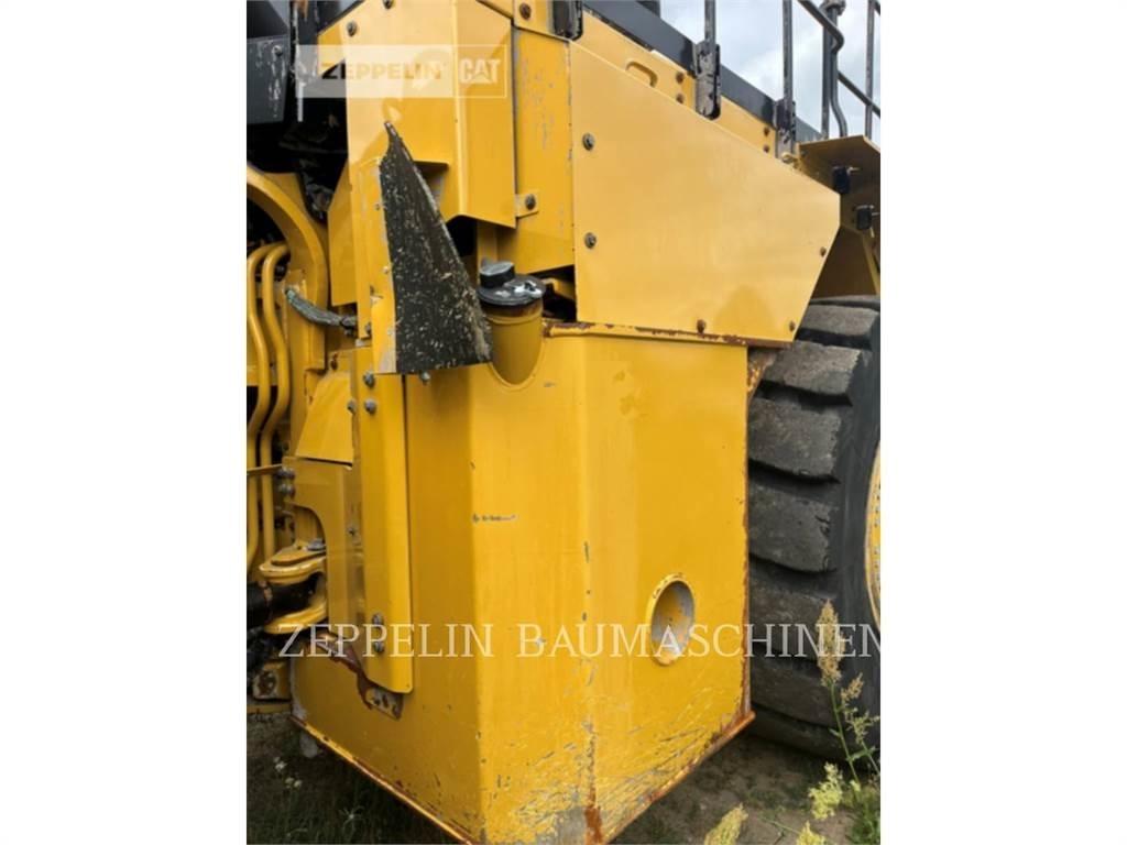 CAT 988KXE Iekrāvēji uz riteņiem