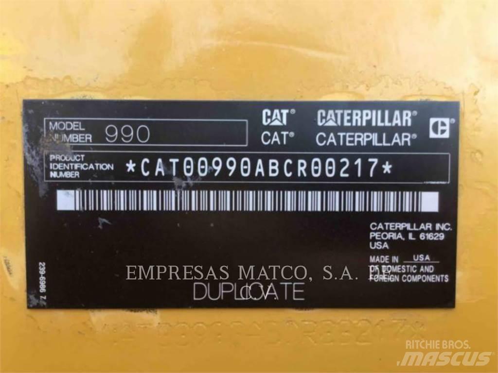 CAT 990 Iekrāvēji uz riteņiem