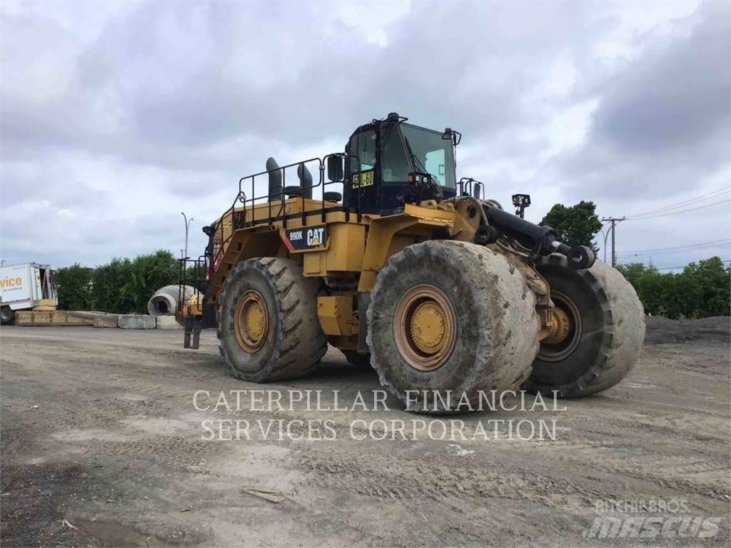 CAT 990K Iekrāvēji uz riteņiem