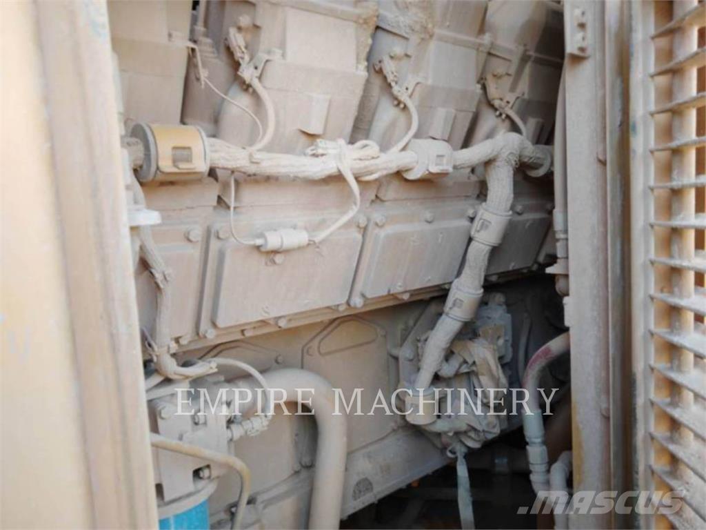 CAT 994H Iekrāvēji uz riteņiem