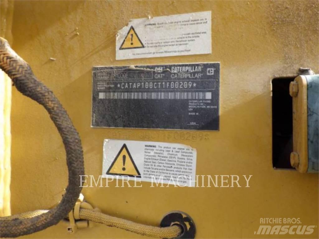 CAT AP1000E Asfalta klājēji