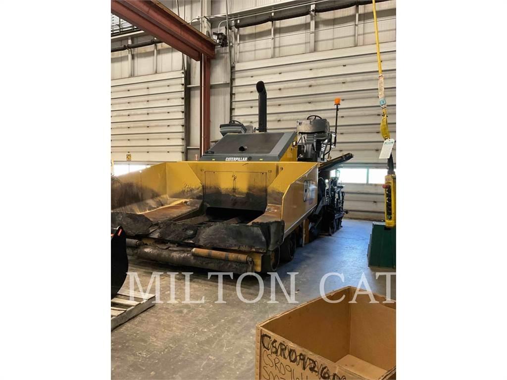 CAT AP1000E Asfalta klājēji