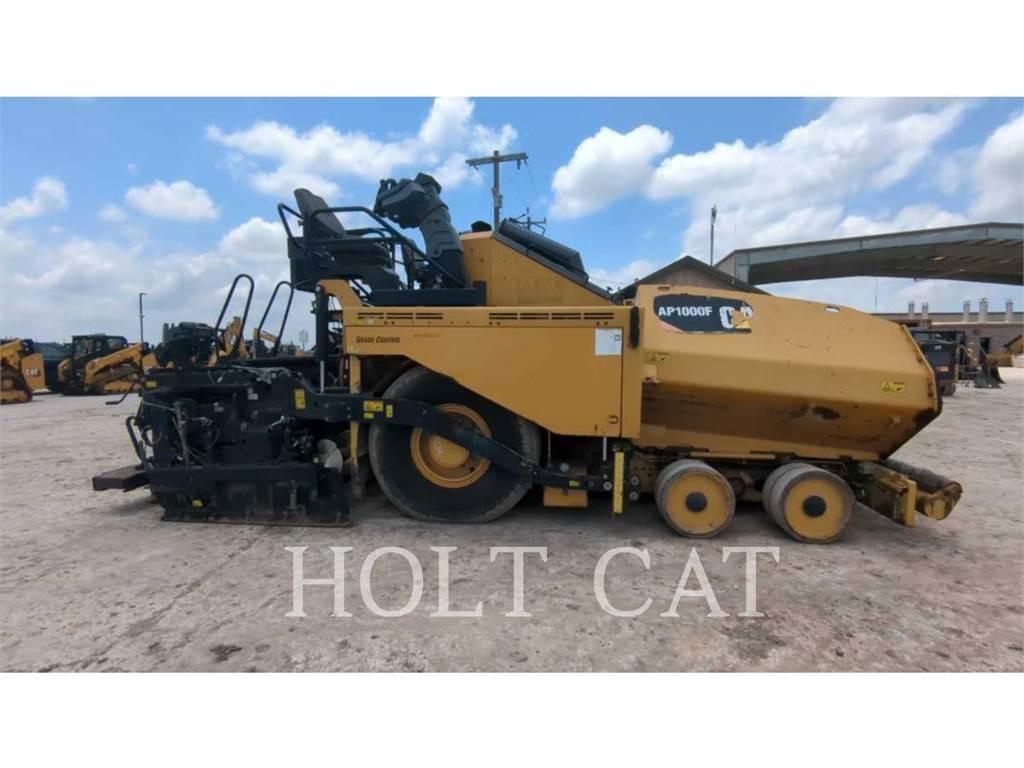 CAT AP1000F Vienvalča grunts veltņi