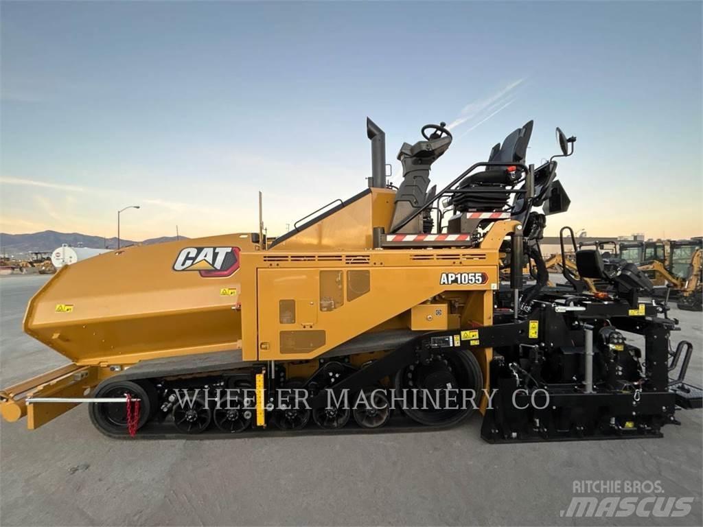 CAT AP1055 Asfalta klājēji