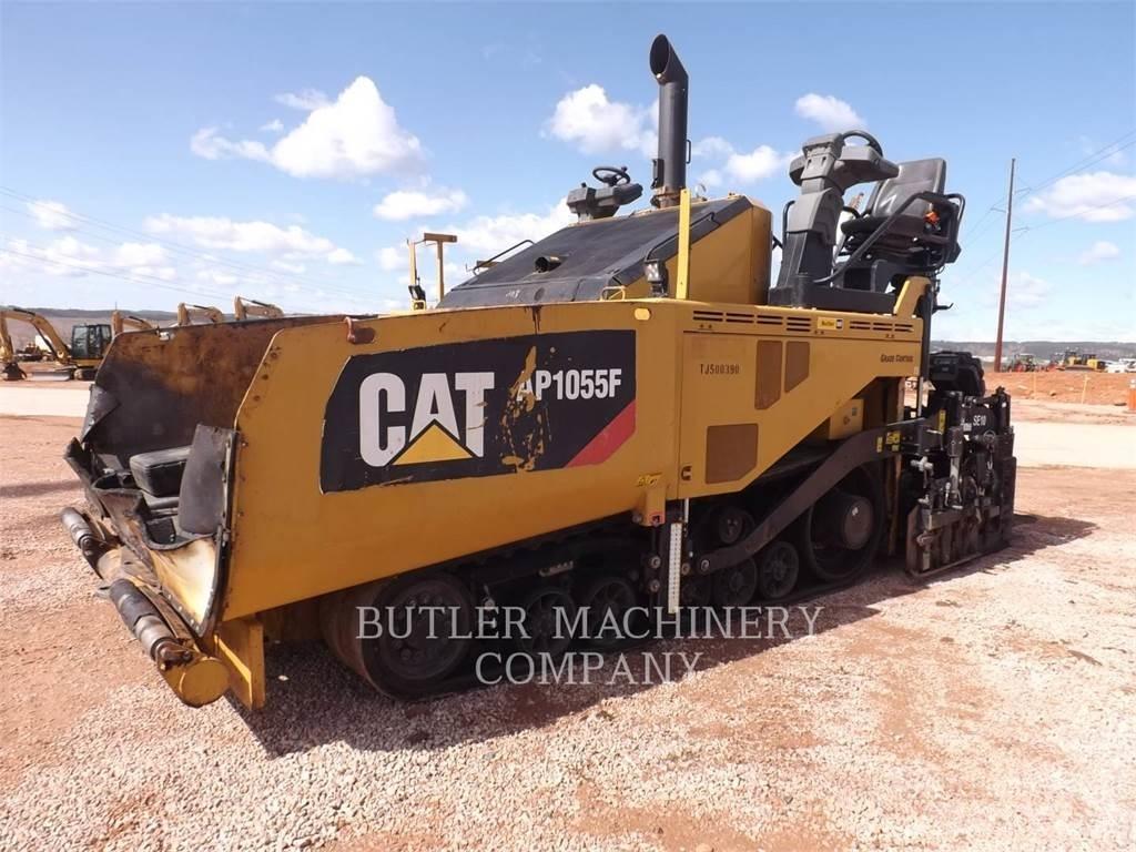 CAT AP1055F Asfalta klājēji
