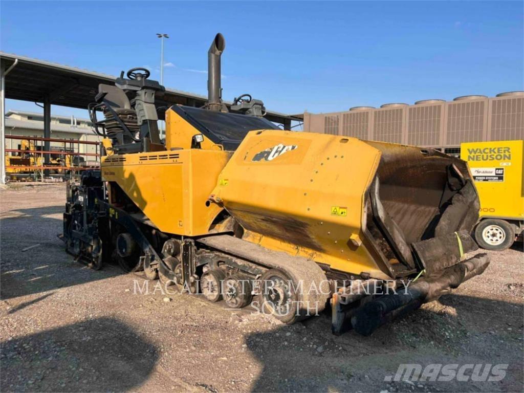 CAT AP1055F Asfalta klājēji