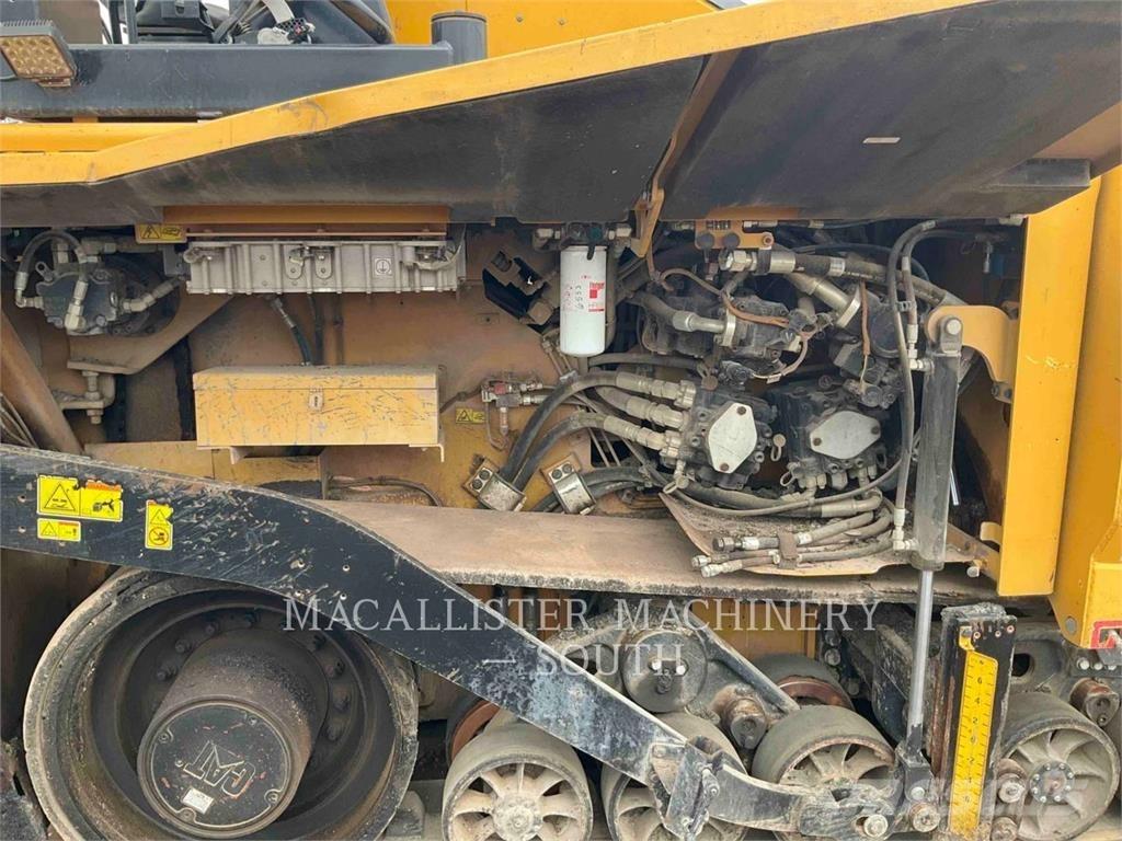 CAT AP1055F Asfalta klājēji