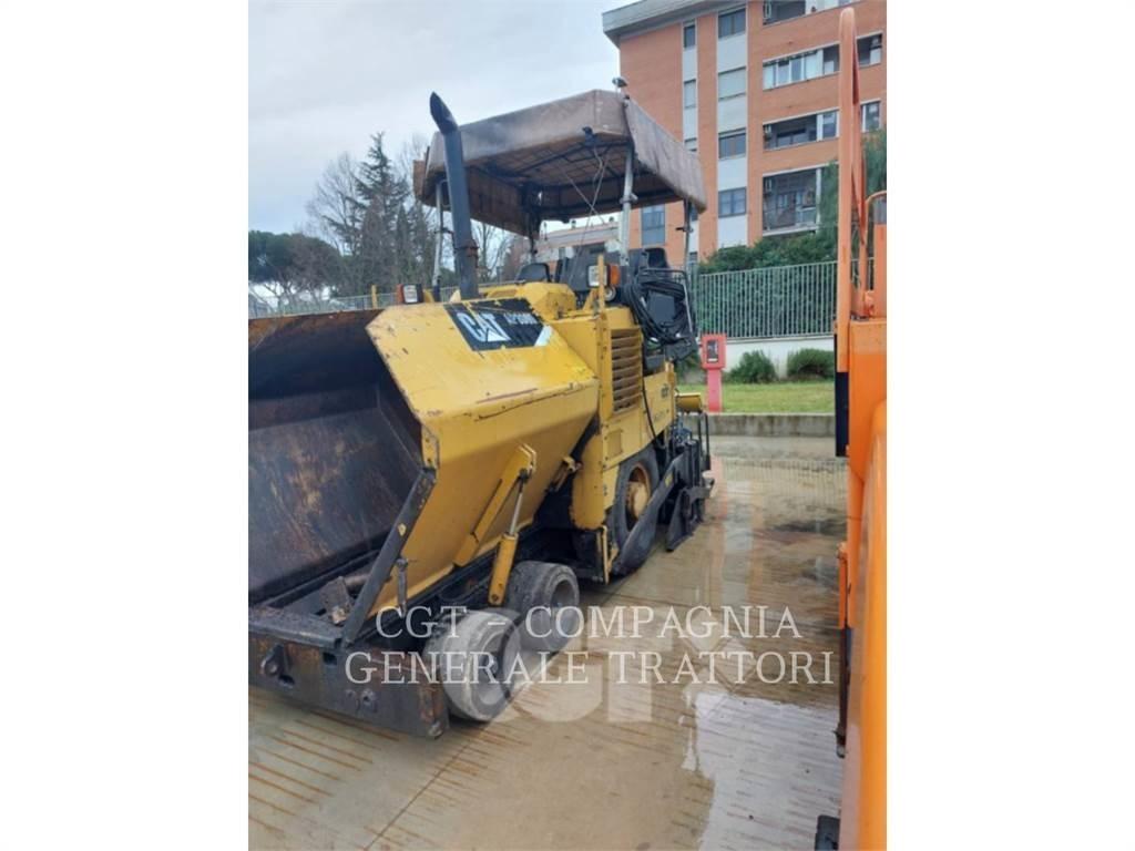 CAT AP300D Asfalta klājēji