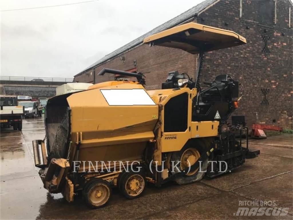 CAT AP300F Asfalta klājēji