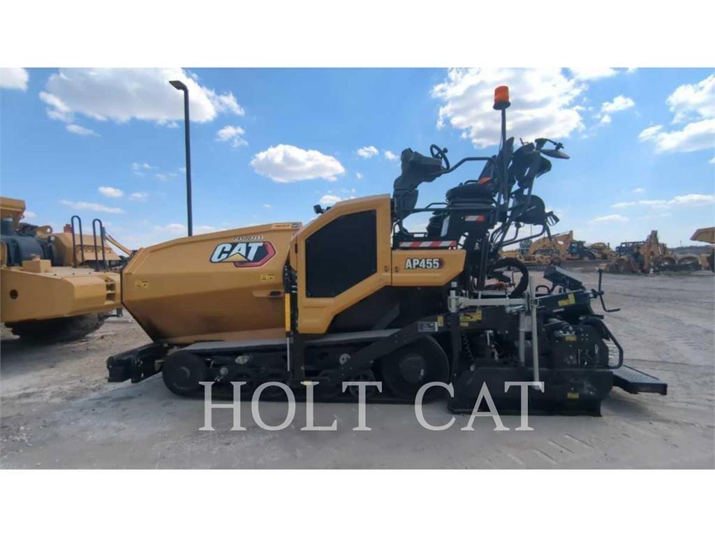 CAT AP455 Vienvalča grunts veltņi