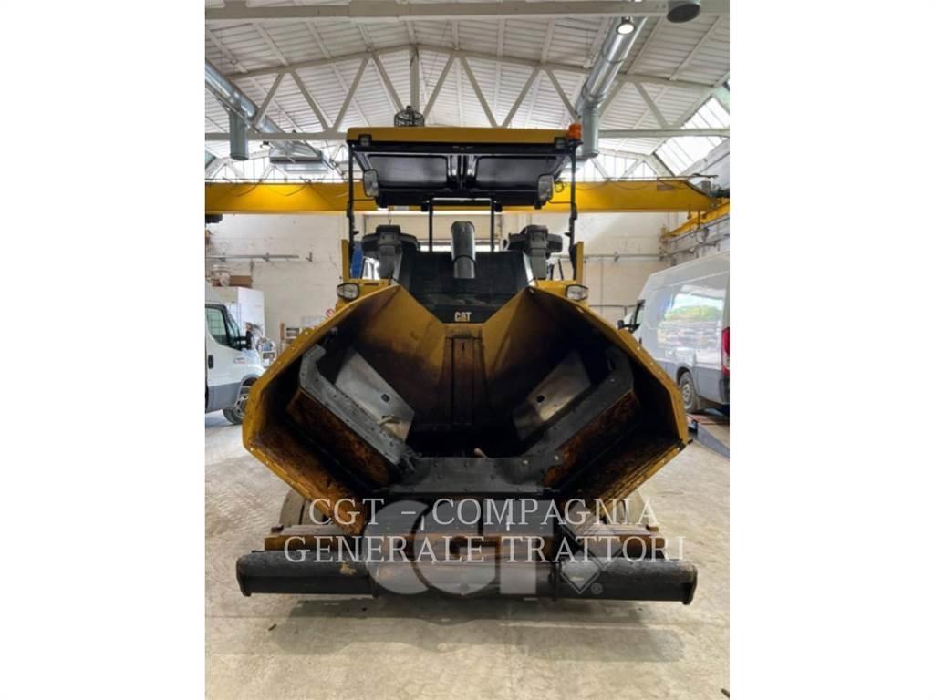 CAT AP500F Asfalta klājēji