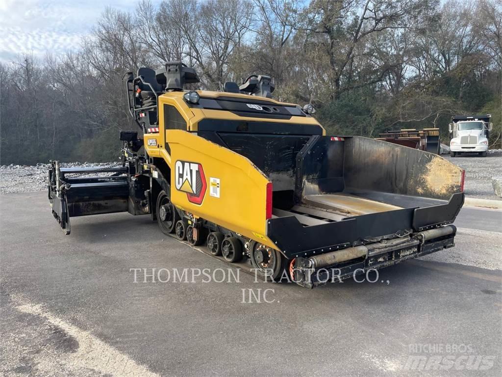 CAT AP555 Asfalta klājēji