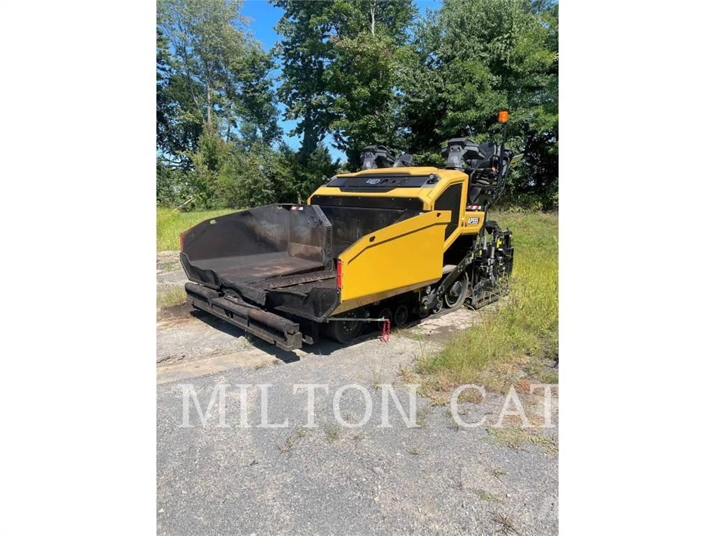 CAT AP555 Asfalta klājēji