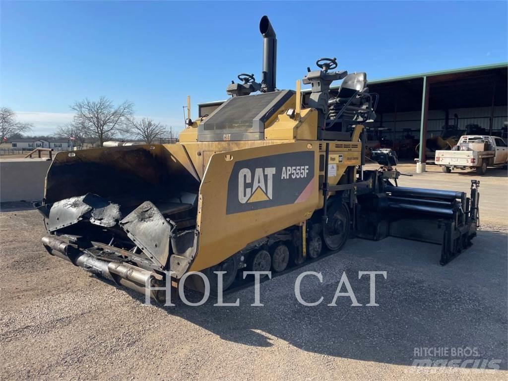 CAT AP555F Vienvalča grunts veltņi