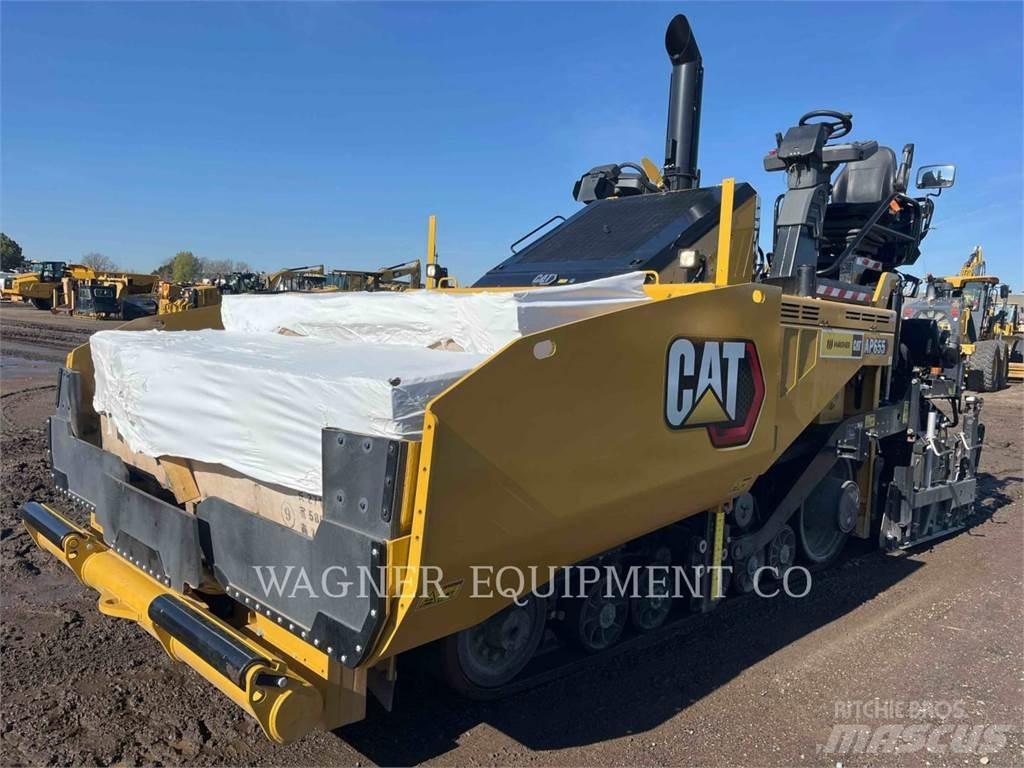 CAT AP655 Asfalta klājēji