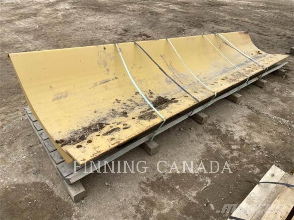 CAT ATTACHMENTS 14M Sniega metēji
