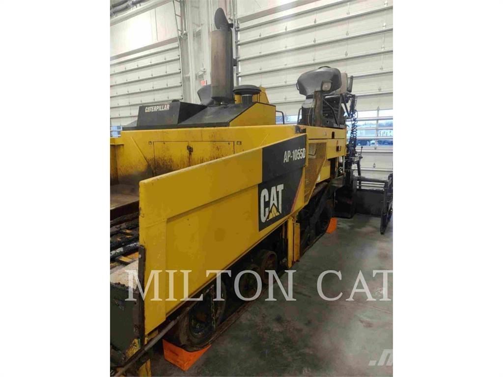 CAT BG-2455D Asfalta klājēji