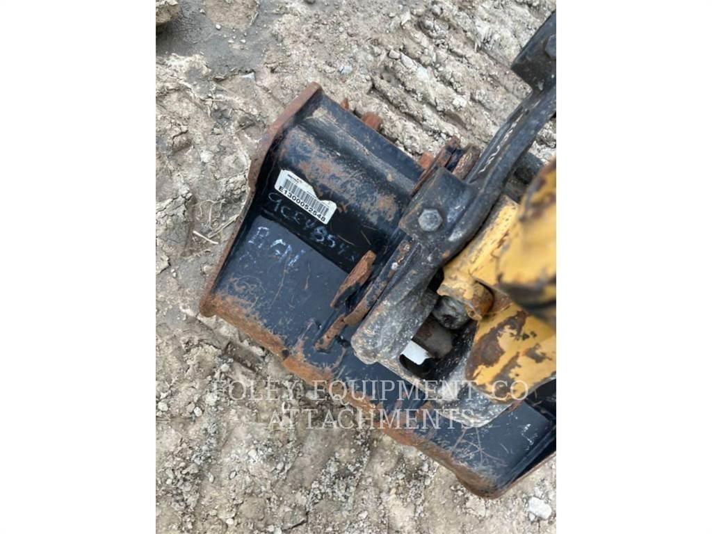 CAT BK301P20 Kāpurķēžu ekskavatori