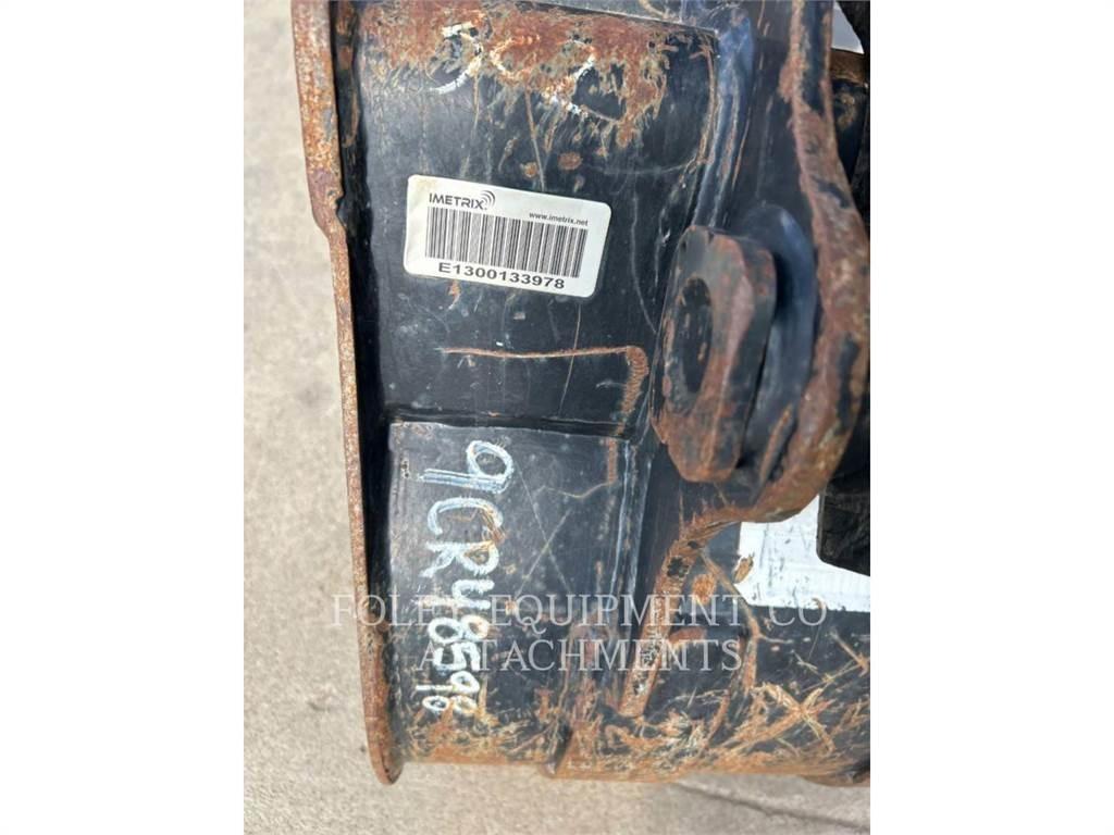 CAT BK302P20 Kāpurķēžu ekskavatori