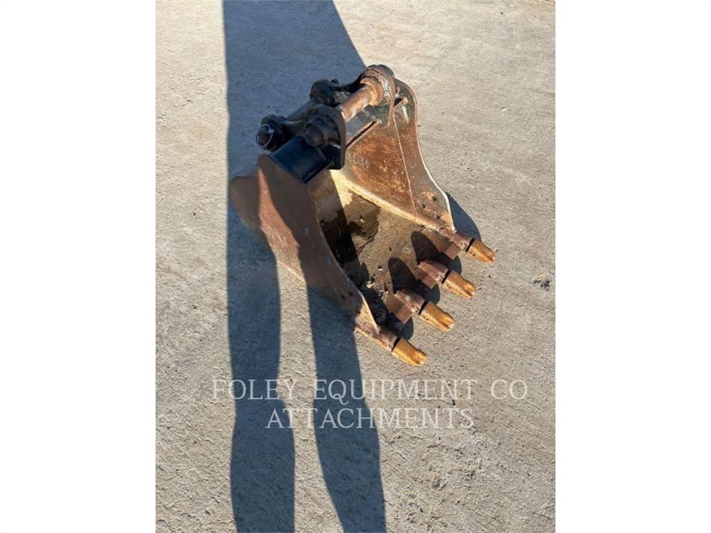CAT BK303P20 Kāpurķēžu ekskavatori