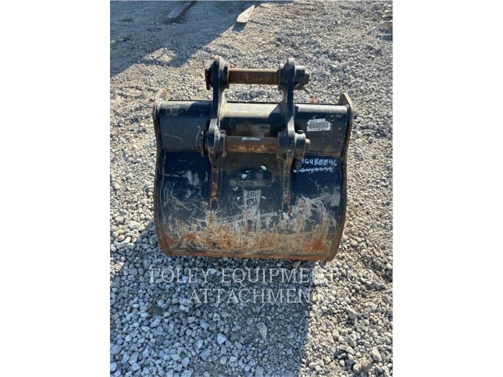 CAT BK303P24 Kāpurķēžu ekskavatori
