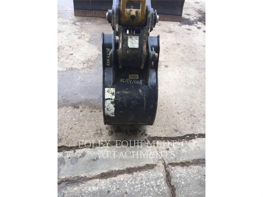 CAT BK305P18 Kāpurķēžu ekskavatori