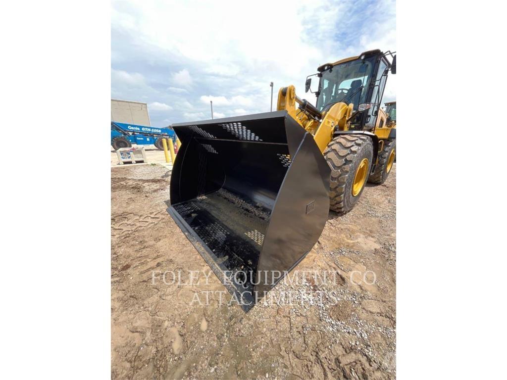 CAT BK38F65LM Kausi