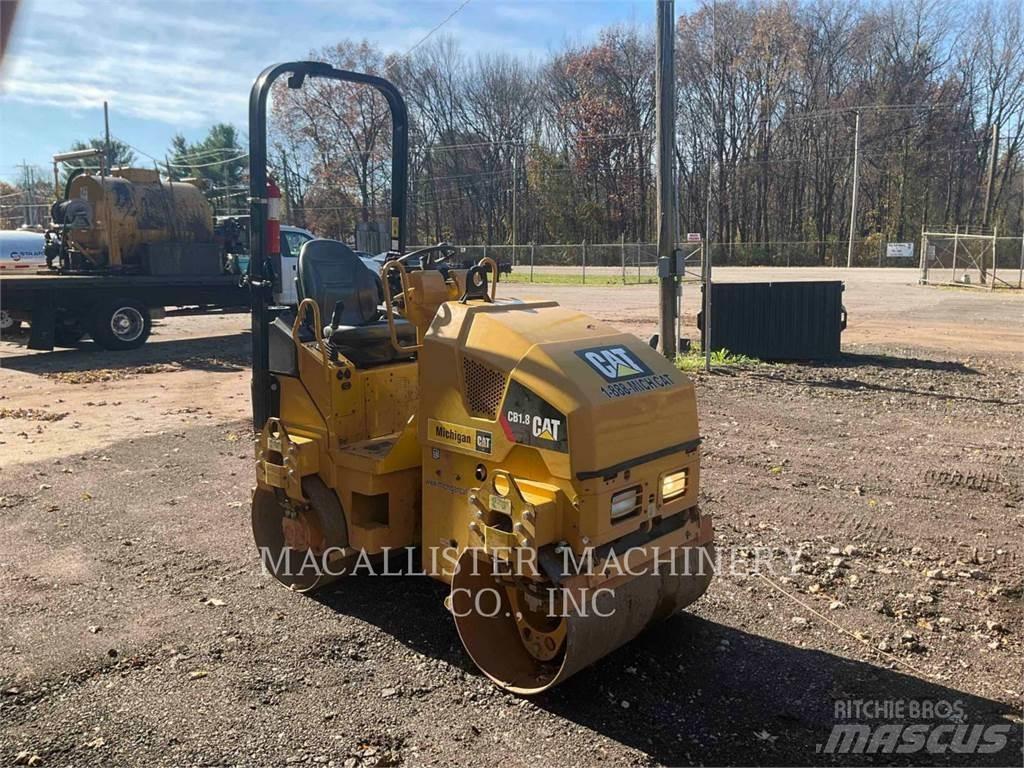 CAT CB1.8 Divvalču grunts veltņi