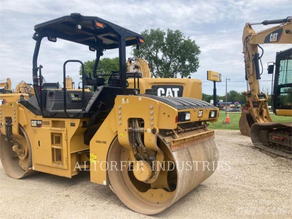 CAT CB10 Divvalču grunts veltņi