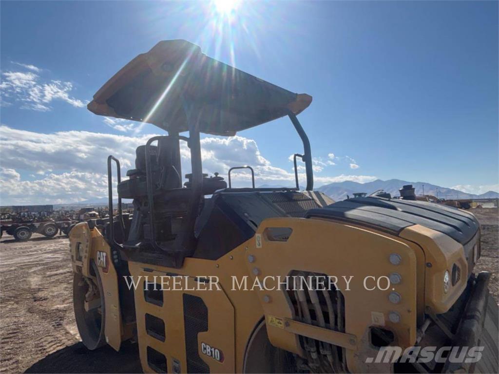CAT CB10 Divvalču grunts veltņi
