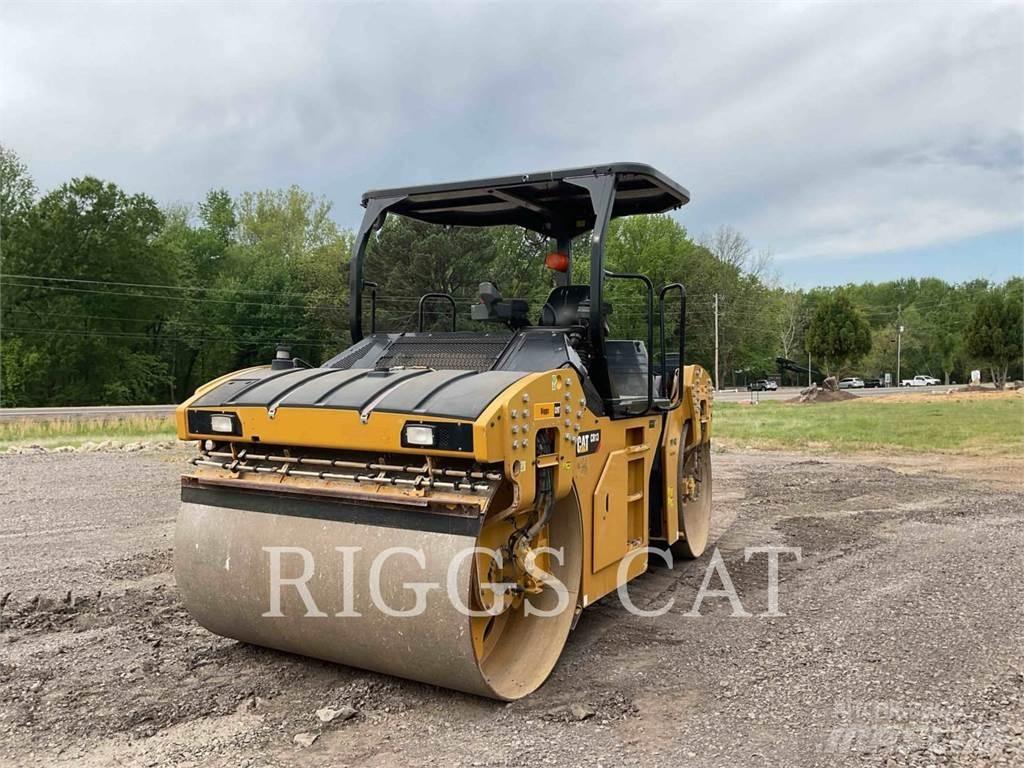 CAT CB13 Augsnes blīvētāji