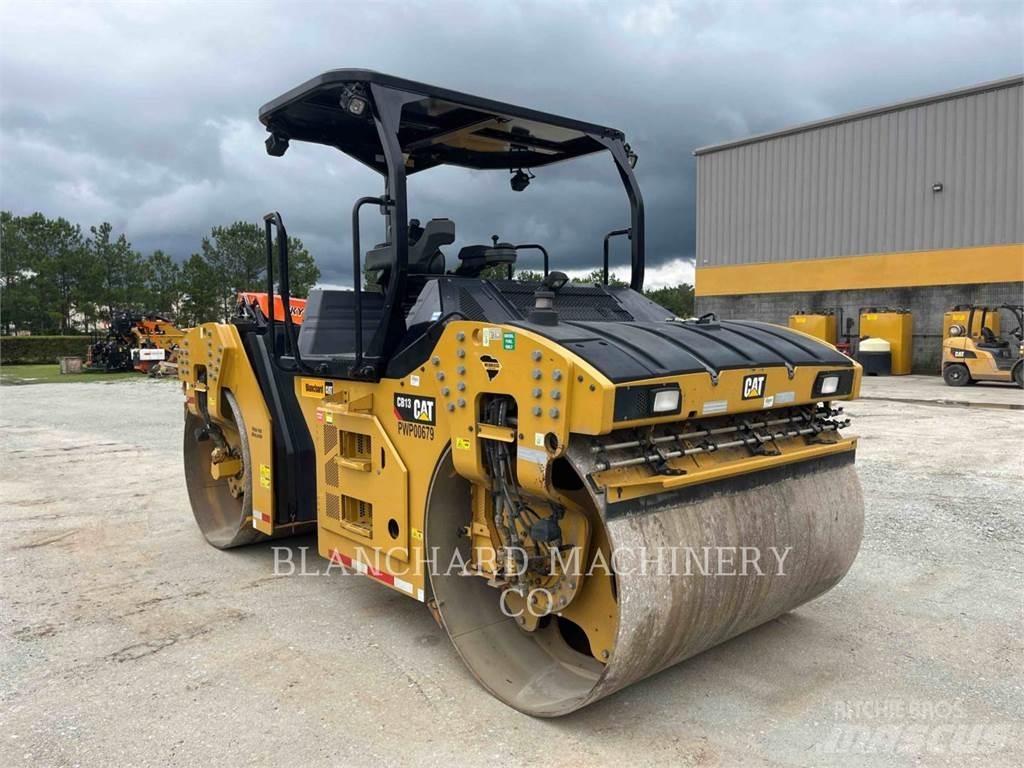 CAT CB13 Divvalču grunts veltņi