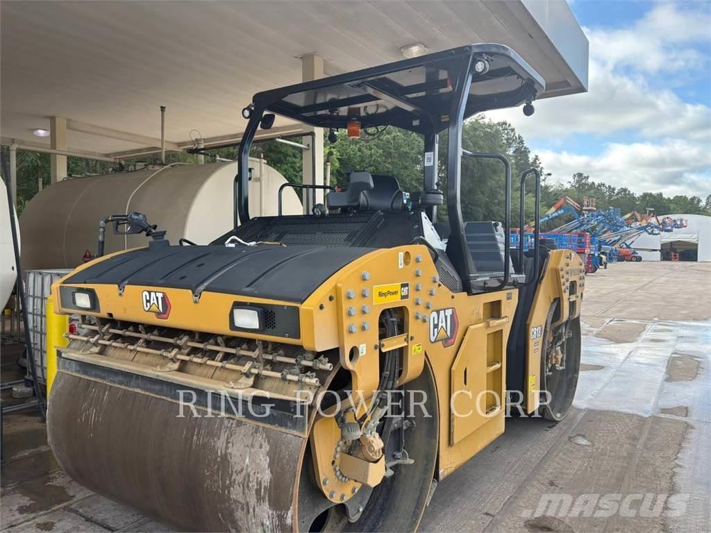 CAT CB13 OSC Divvalču grunts veltņi