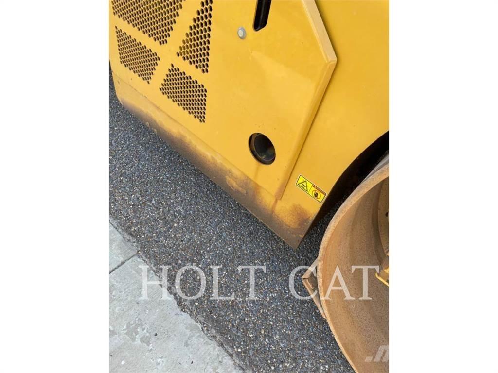 CAT CB15 Vienvalča grunts veltņi