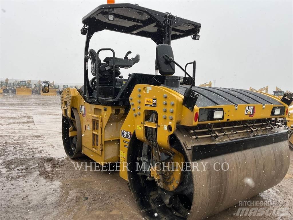 CAT CB15 CW VV Divvalču grunts veltņi