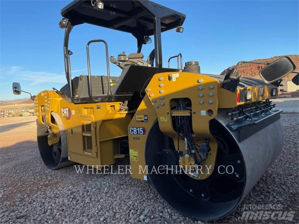 CAT CB15 CW VV Divvalču grunts veltņi