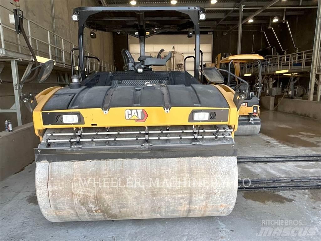 CAT CB15 CW VV Divvalču grunts veltņi