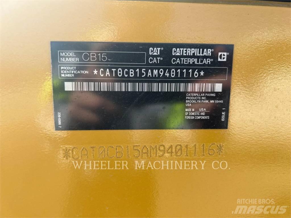 CAT CB15 CW VV Divvalču grunts veltņi