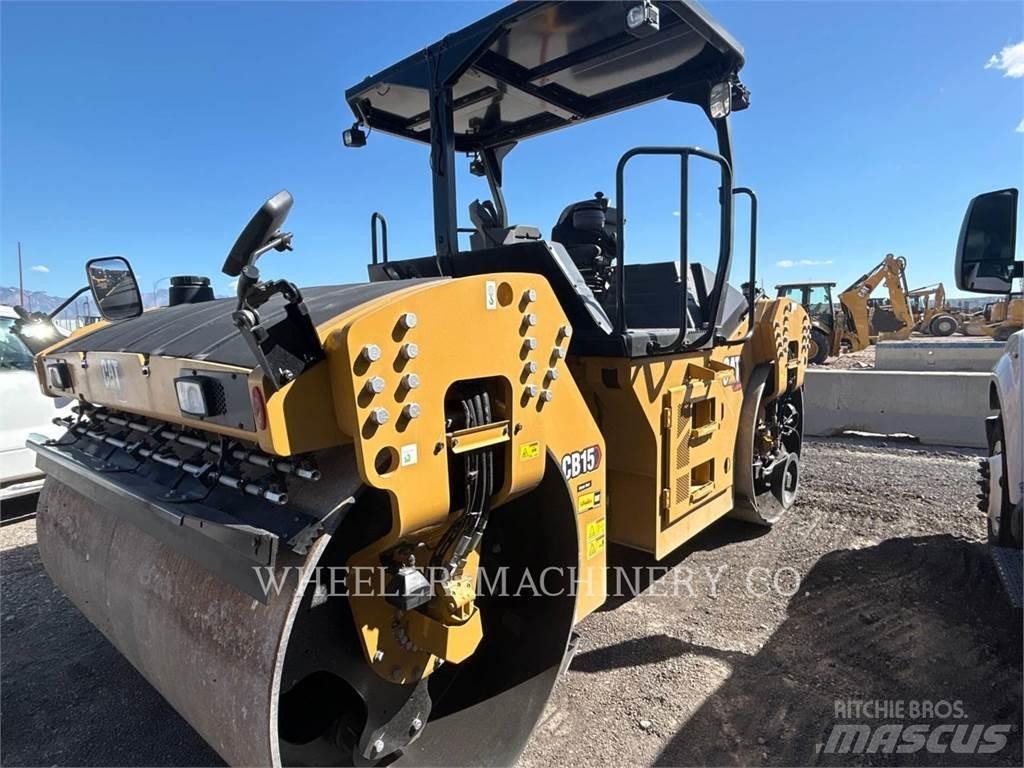 CAT CB15 CW VV Divvalču grunts veltņi