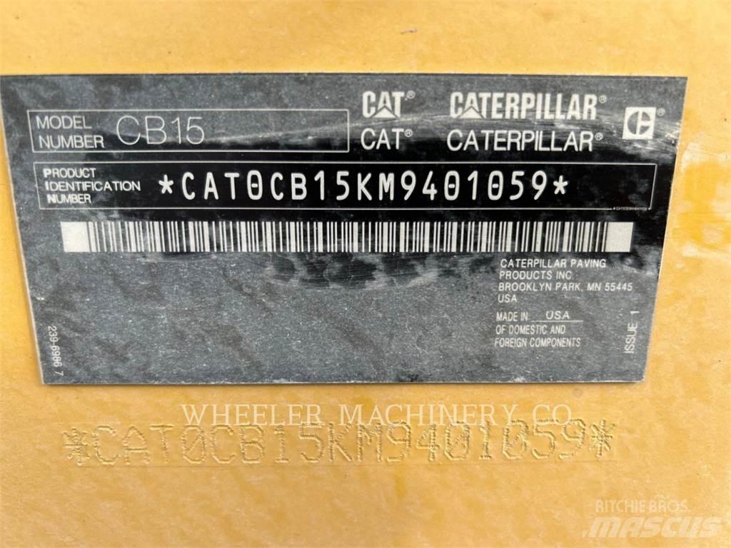 CAT CB15 CW VV Divvalču grunts veltņi