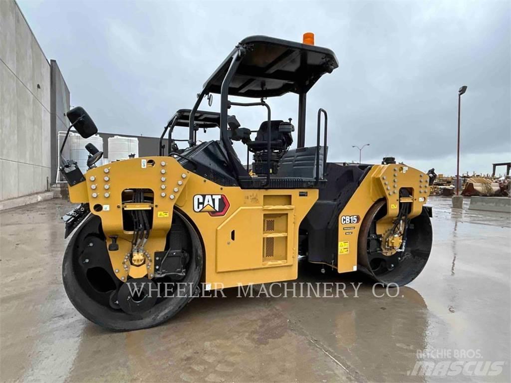 CAT CB15 CW VV Divvalču grunts veltņi