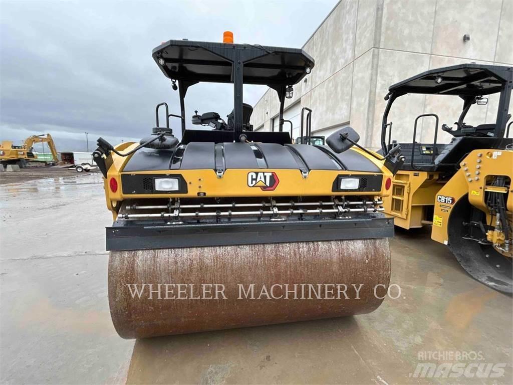 CAT CB15 CW VV Divvalču grunts veltņi
