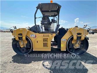 CAT CB15 CW VV Divvalču grunts veltņi