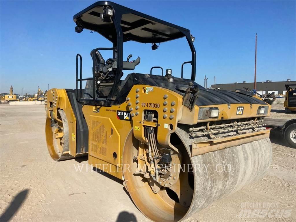 CAT CB15 VV Divvalču grunts veltņi