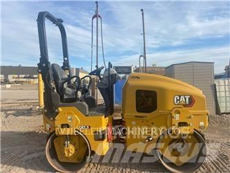 CAT CB2.5 Divvalču grunts veltņi