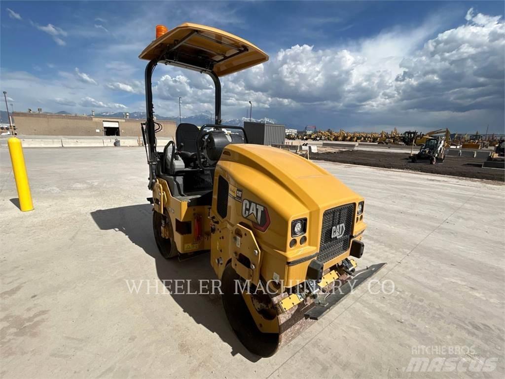 CAT CB2.5 GC Divvalču grunts veltņi