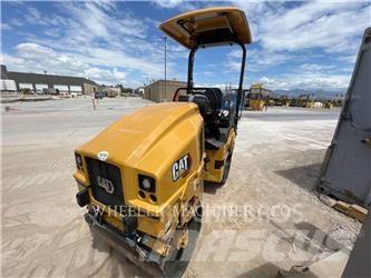 CAT CB2.5 GC Divvalču grunts veltņi