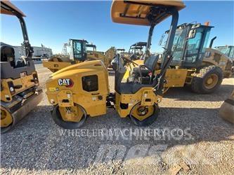 CAT CB2.5 GC Divvalču grunts veltņi
